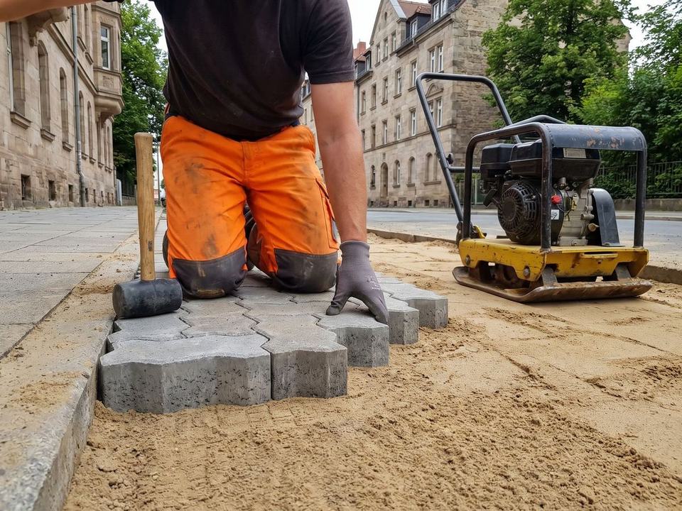 Pflasterarbeiten nach dem Tiefbau